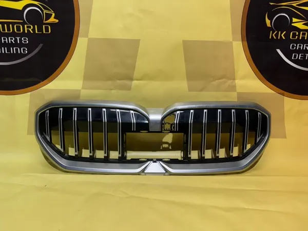 BMW 5 G60 G61 voorbumperrooster OEM 5A017A9 image 2