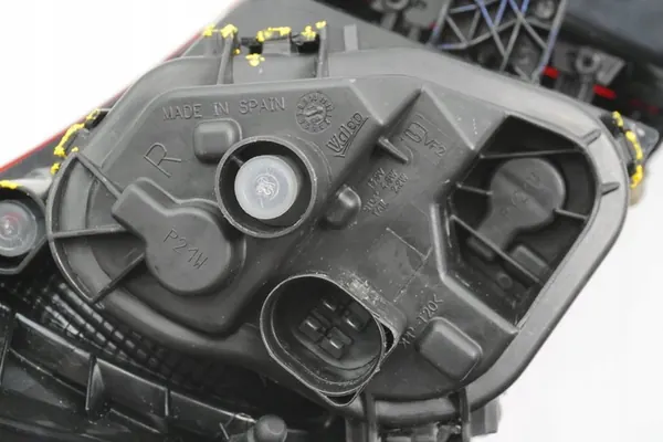 Luz Trasera Derecha Seat Leon III 5F9945096 image 10