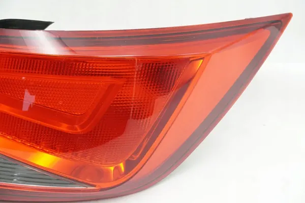 Luz Trasera Derecha Seat Leon III 5F9945096 image 3