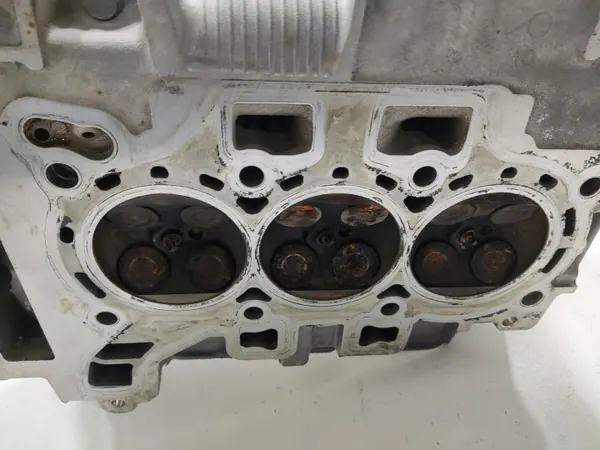 Cabeza de Árbol de Levas OEM 9811346480 Citroen C3 Aircross image 8
