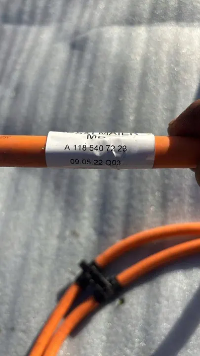 Cable de carga híbrida Mercedes-Benz CLA W118 OEM A1185407223 image 4