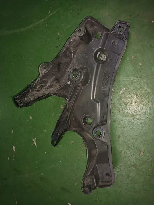 Framskärmfäste Vänster Volvo S90 V90 OEM 31378984 image 5