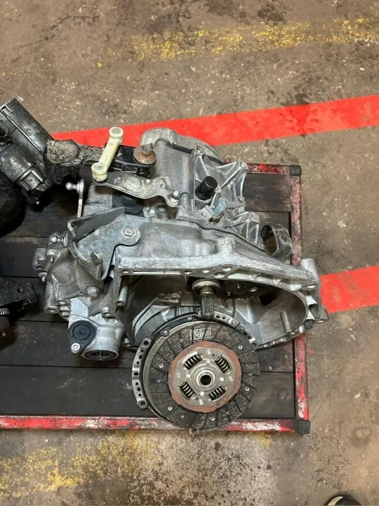 Boîte de Vitesses & Embrayage Citroen OEM 1.4 HDI image 3