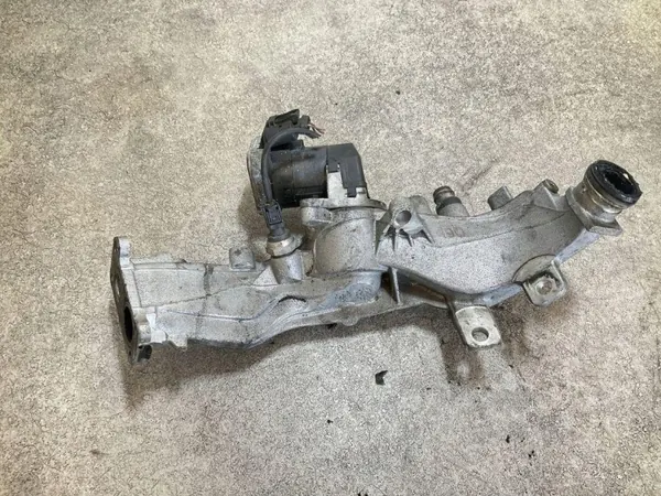 EGR-venttiili OEM A64614008 Mercedes-Benz E W211:lle image 5