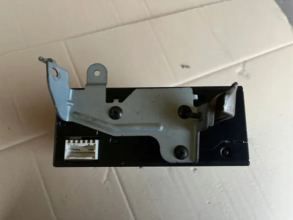 Changer CD Nissan 28184AG000 pour Cedric 1998-2004 image 5
