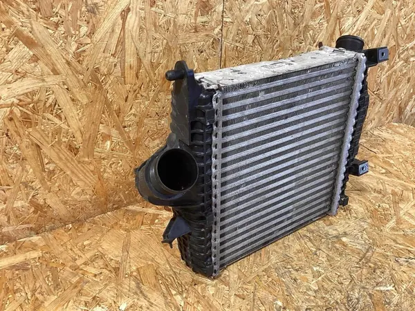 Intercooler Porsche Cayenne 9Y0 image 2