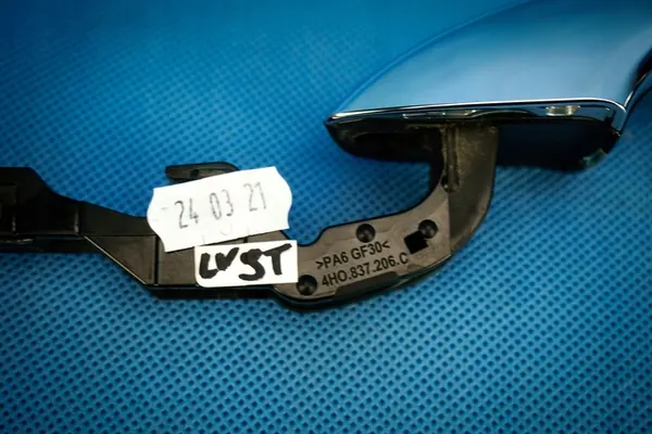 Ulko-oven kahva oikea etu/taka Audi A6 A7 A8 image 7