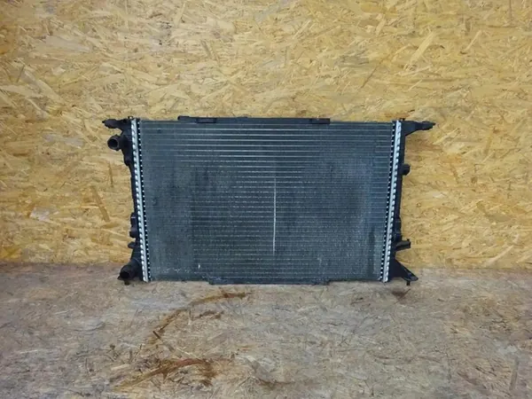 Radiador de refrigeración AUDI A4 B8 A5 8T 8K0260401H image 4