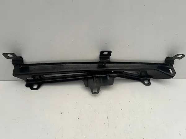 OEM 95C821433 Front linker Kotflügelhalter Porsche Macan II image 5