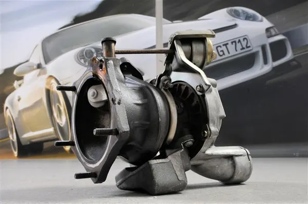 Porsche 955 Cayenne Turbo 03-06, Turbocompresor, 1-4 cyl image 2