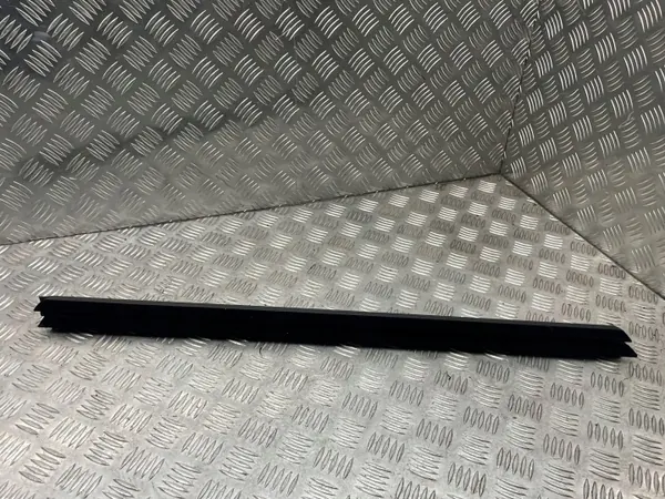 BMW OE 9451514 Joint de Porte Droit Avant image 7