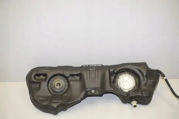 BMW Bränsletank OEM 8740571 för G42 220i image 2