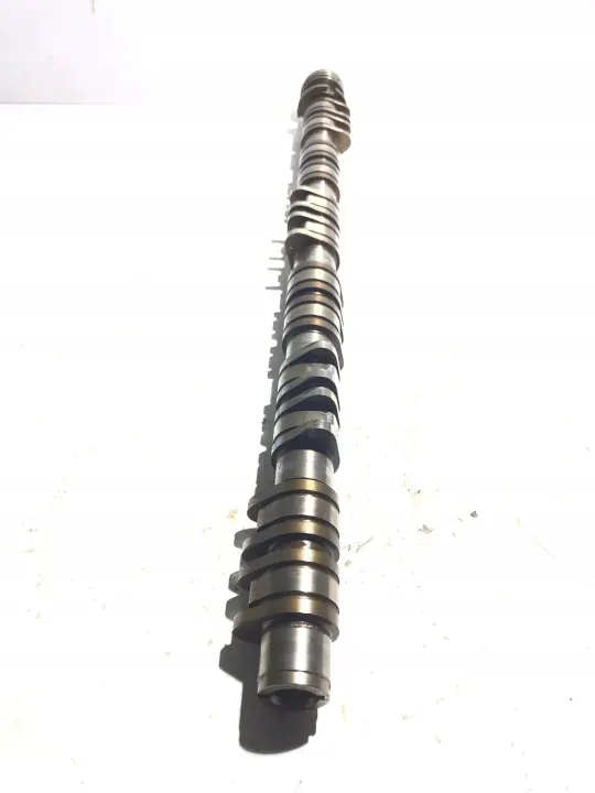 Árbol de levas Volvo XC90 OEM 6G9N6A266 - Usado image 3