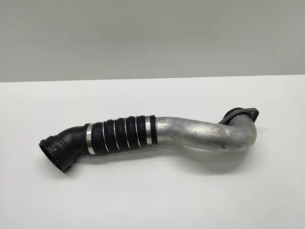 BMW 3 E90 E91 2005 Intercooler Schlauch image 6