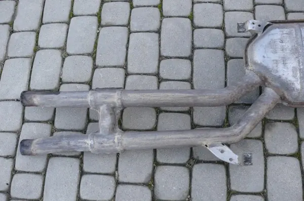Silencieux central Audi A8 D2 3.3 TDI OEM 4D0253411A image 5