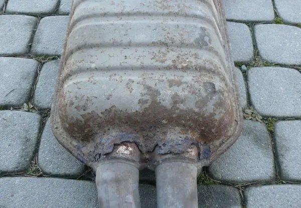 Silencieux central Audi A8 D2 3.3 TDI OEM 4D0253411A image 7
