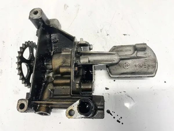Oljepump OEM 9638783980 för Peugeot 307 2.0L 2004 image 3
