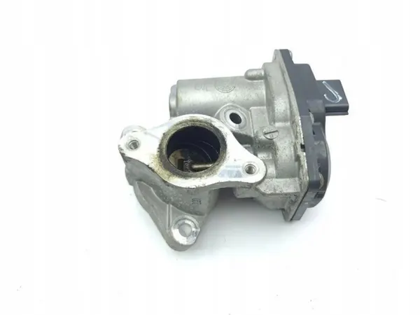 Infiniti Q30 2016 EGR-venttiili OEM 147102557R image 4