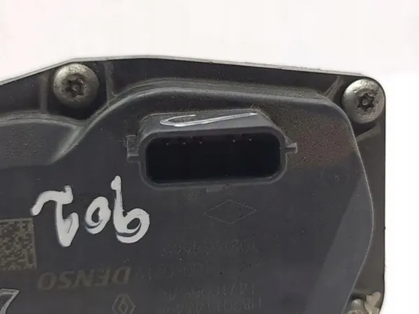 Infiniti Q30 2016 EGR-venttiili OEM 147102557R image 5