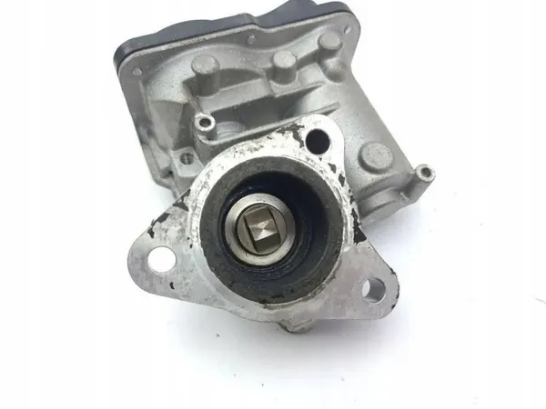 Infiniti Q30 2016 EGR-venttiili OEM 147102557R image 9