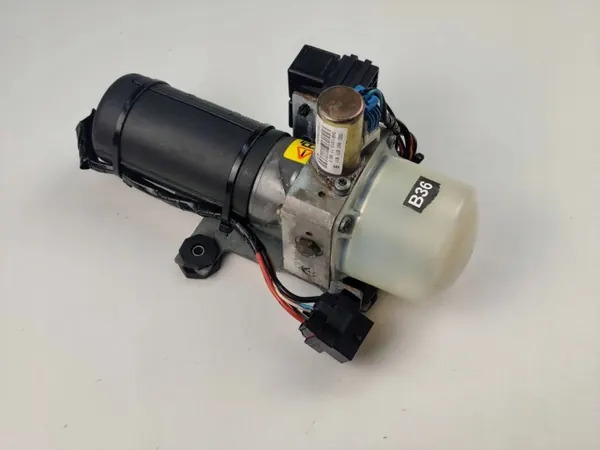 Audi TT MK1 tak hydraulpump OEM 8N7871611A image 2