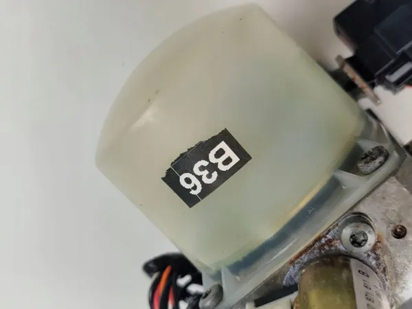 Audi TT MK1 tak hydraulpump OEM 8N7871611A image 7