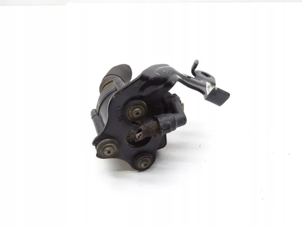 OEM 5Q0965561B Extra vattenpump - Begagnad image 3