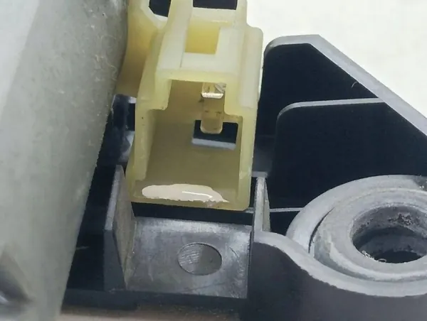 Linker achterdeur raammotor BMW 7 F01/F02 OEM 9168839 image 5