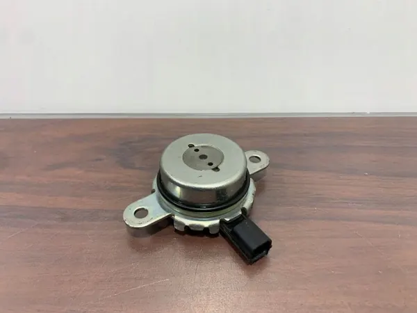 Subaru OE Nockenwellenverstellsolenoid 19072004123 image 2