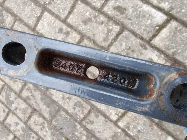 Suporte Suspensão Cabina Scania OEM 2407420 image 4