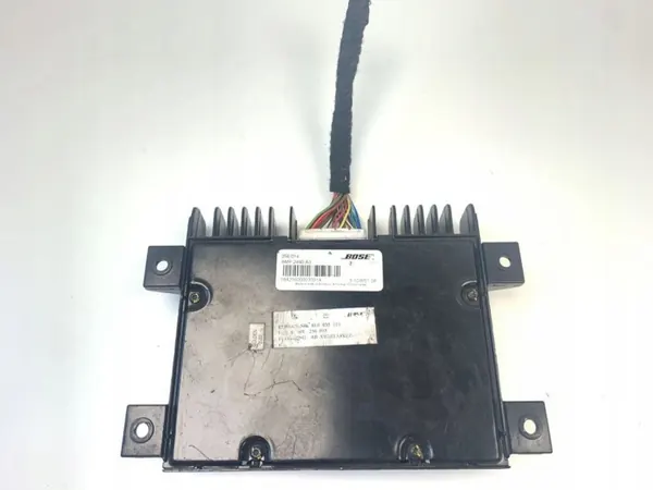 Begagnad Bose-förstärkare OEM 8L0035223 för Audi image 3