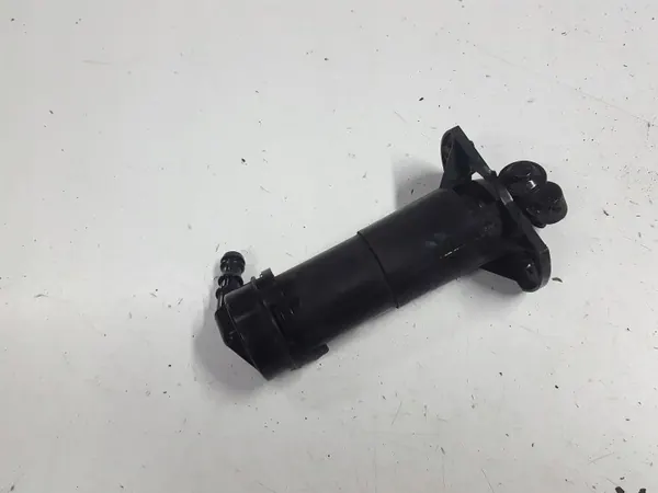 Audi Q7 4L Strålkastartvättare vänster OEM 4L0955101 image 3