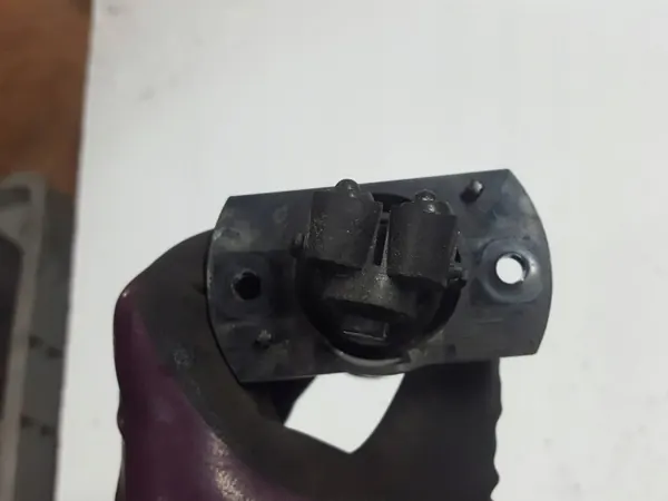 Audi Q7 4L Strålkastartvättare vänster OEM 4L0955101 image 4