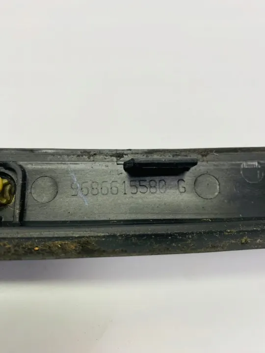 Garniture de pilier gauche vitre OEM #217 Peugeot 508 I image 4