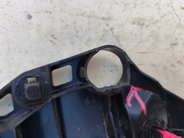 Voorbumper bevestigingsbeugel OEM 52535-78020 Lexus NX II image 3