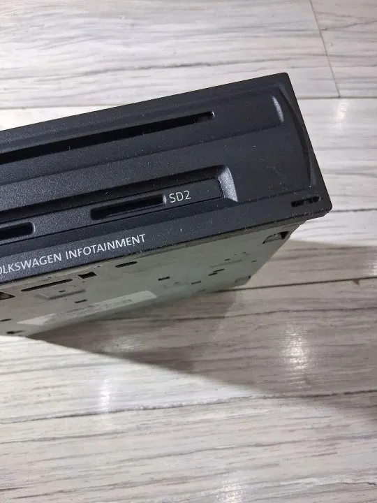 Gebrauchtes VW Golf VII Radio Navigation OEM 5G0035846A image 3