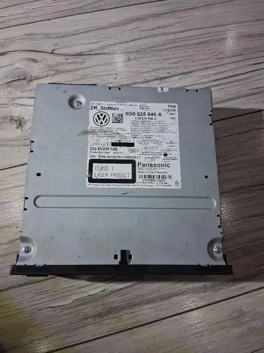 Gebrauchtes VW Golf VII Radio Navigation OEM 5G0035846A image 4