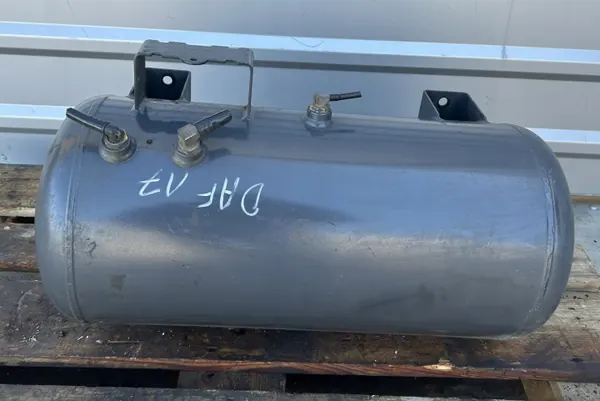 Tanque de ar DAF XF 106 G2 / XG 2248053 44L image 2