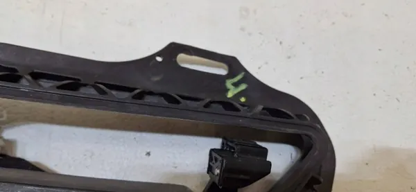 Tesla Model S Rechte Hintertürgriff OEM 100737500L image 4