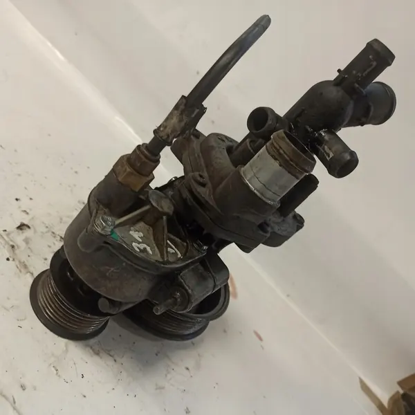 Vattenpump FORD TRANSIT MK7 2.4 TDCI image 10