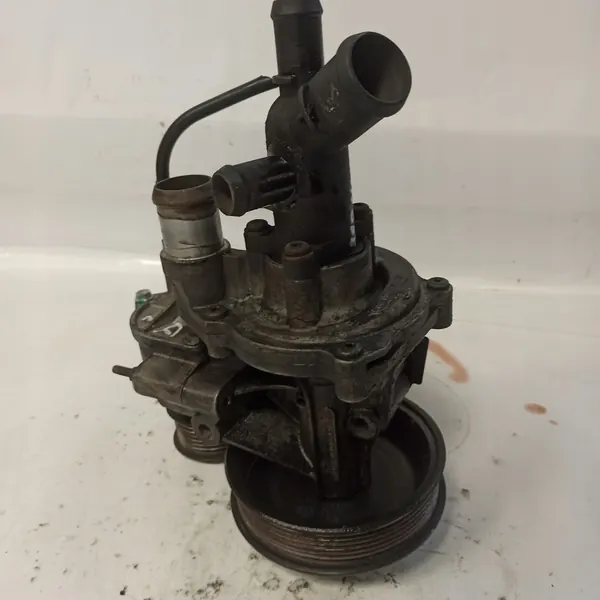 Vattenpump FORD TRANSIT MK7 2.4 TDCI image 4