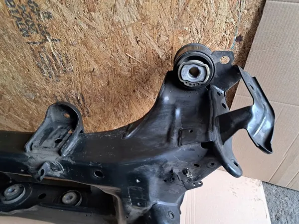 Sous-châssis arrière Jaguar F-Type OEM REARSUBFRAME image 4