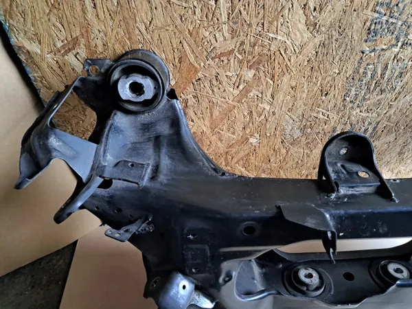Sous-châssis arrière Jaguar F-Type OEM REARSUBFRAME image 5
