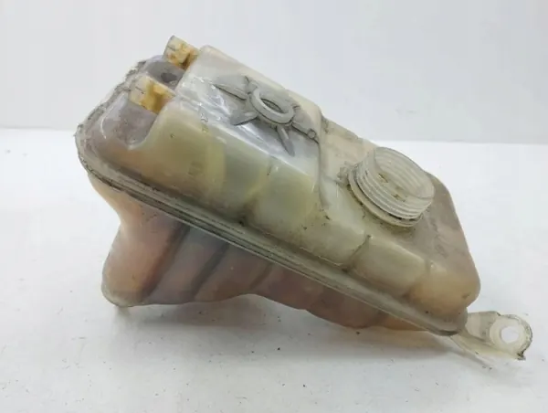 Opel Antara 2012 Kylvätsketank OEM 917A1 image 2