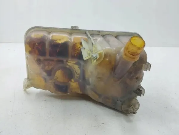 Opel Antara 2012 Kylvätsketank OEM 917A1 image 5