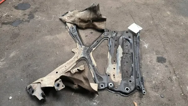Escudo frontal A4B9 para Audi A4 B9 S-Line image 4