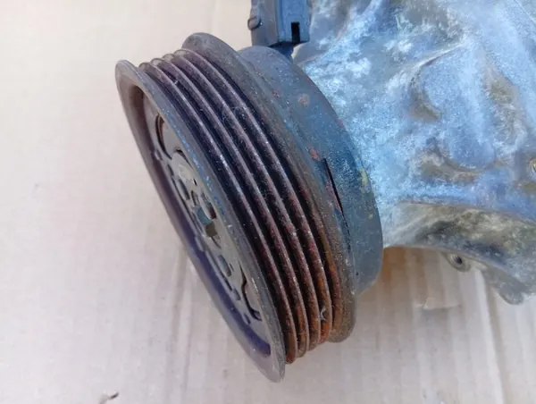 Compressore aria condizionata TOYOTA COROLLA E12 VERSO image 5