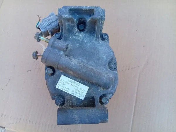 Compressore aria condizionata TOYOTA COROLLA E12 VERSO image 8