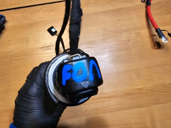 BMW 7 F01 Bagagelucka Lyftstöd Höger Vänster 7120099 7120098 image 3