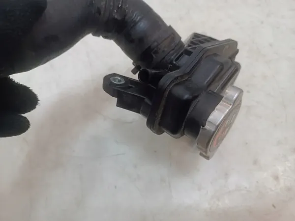 Réservoir de liquide de refroidissement Mazda 3 IV 19- PX4J-1517Y image 7
